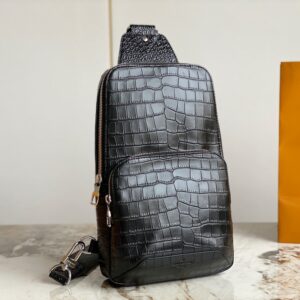 Louis Vuitton Full Leather Black Crocodile Pattern Men'S Avenue Sling Bag Chest Bag Series