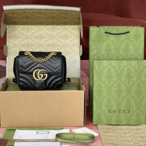 gucci 739682 gg marmont mini shoulder bag