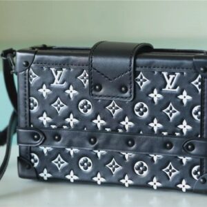 louis vuitton m59638 petite malle handbag