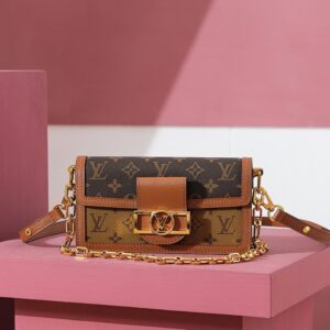 Louis Vuitton M46757 Dauphine East West