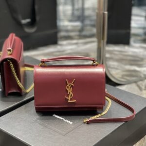 ysl red sunset chain wallet in crocodile-embossed shiny leather