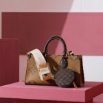 Louis Vuitton M46653 Onthego East West