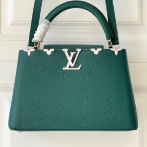 Louis Vuitton M48865 Medium Capucines Handbag
