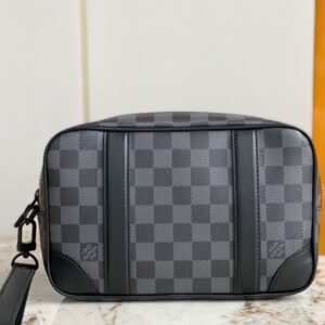 louis vuitton pochette kasai men's clutch