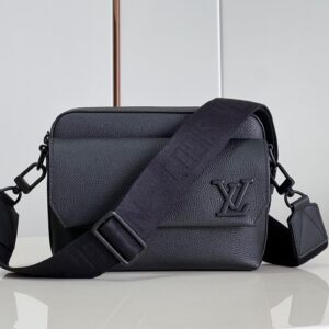 Louis Vuitton M22482 Fastline Messenger Bag